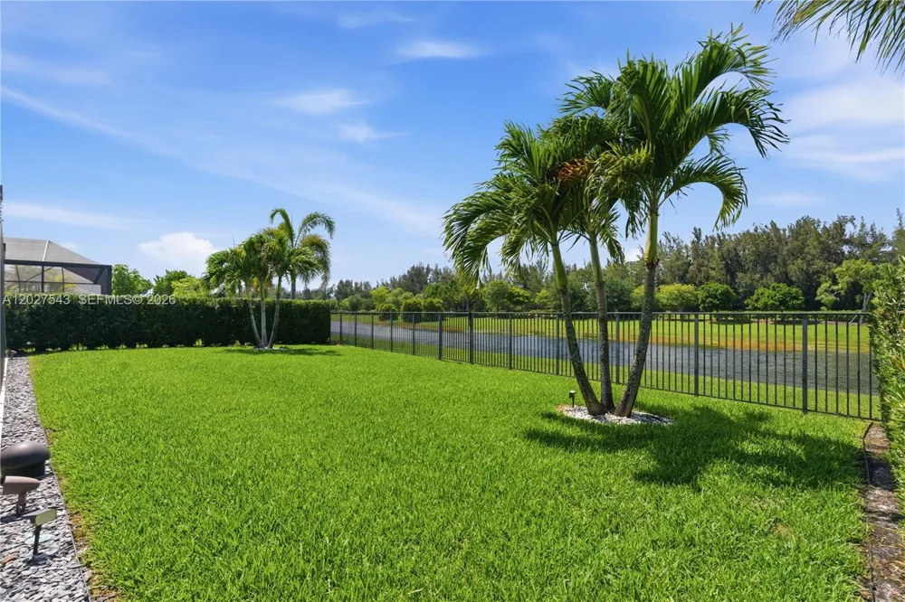 15943 Whippoorwill CIR Westlake, FL 33470