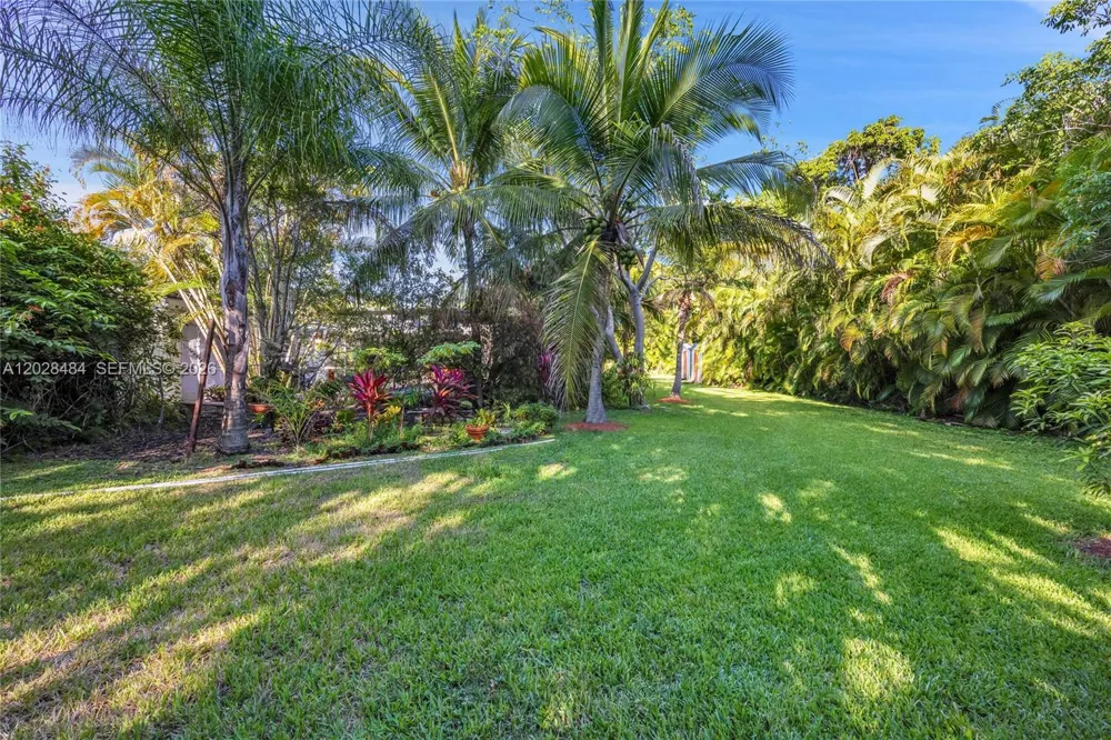 6970 SW 124th St Pinecrest, FL 33156