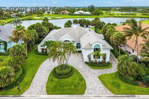 2925 SE Dune Drive