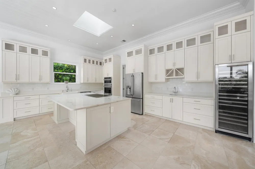 2925 SE Dune Drive Hutchinson Island, FL 34996