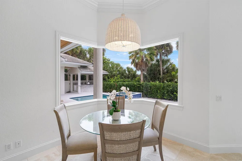 2925 SE Dune Drive Hutchinson Island, FL 34996