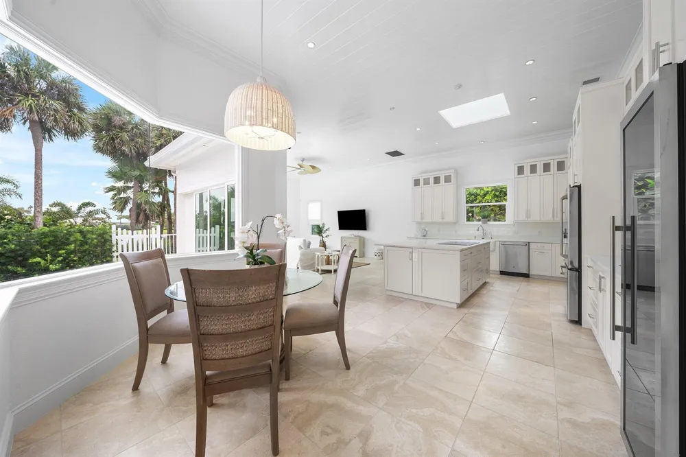 2925 SE Dune Drive Hutchinson Island, FL 34996