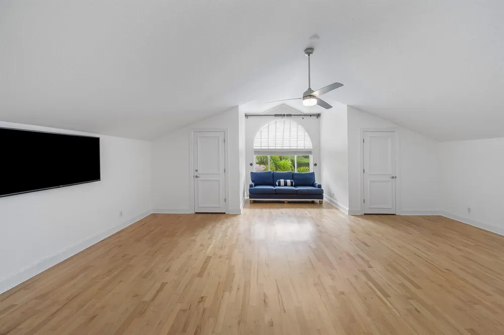 2925 SE Dune Drive Hutchinson Island, FL 34996