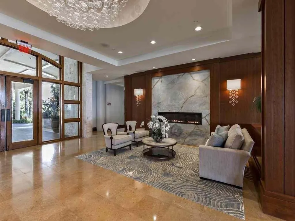 2925 SE Dune Drive Hutchinson Island, FL 34996