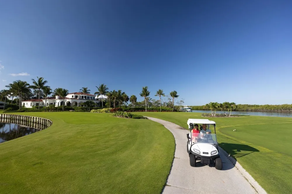 2925 SE Dune Drive Hutchinson Island, FL 34996