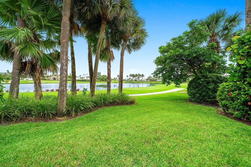 2925 SE Dune Drive Hutchinson Island, FL 34996