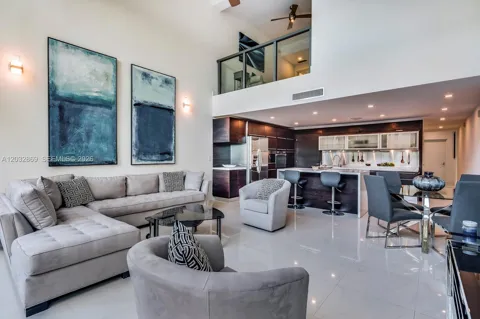 6000 Collins Ave #346