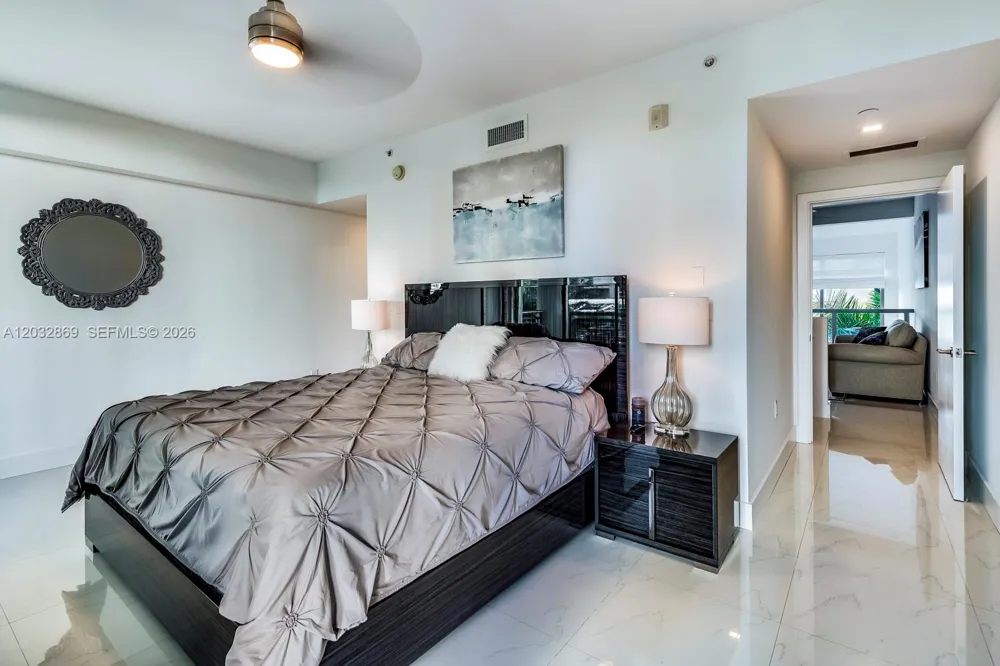 6000 Collins Ave #346 Miami Beach, FL 33140