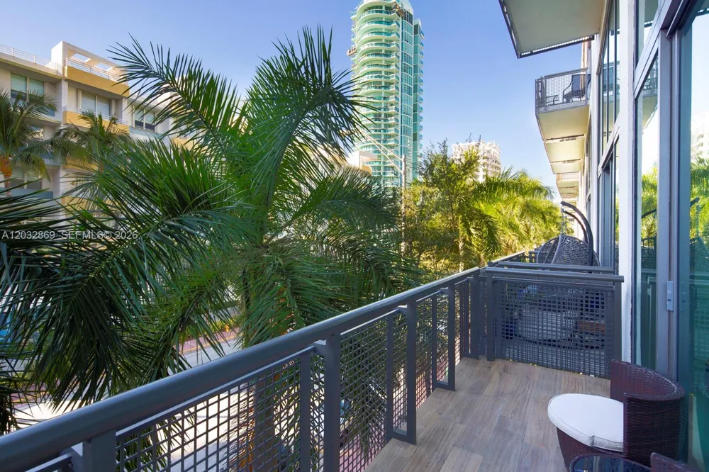 6000 Collins Ave #346 Miami Beach, FL 33140
