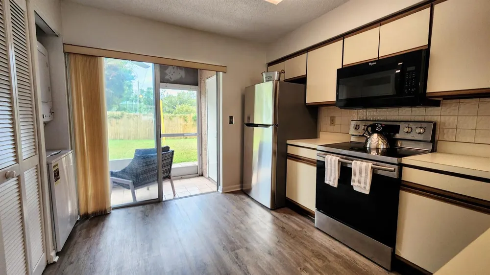 6440 Spring Flower Drive #14 New Port Richey, FL 34653