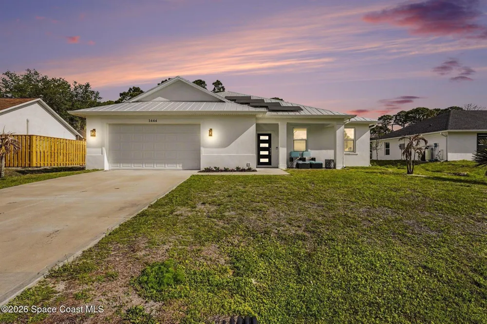 1444 Seeley Circle NW Palm Bay, FL 32907