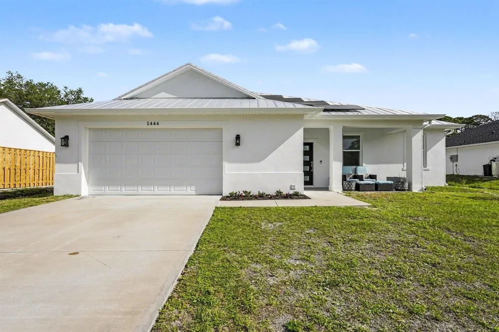 1444 Seeley Circle NW Palm Bay, FL 32907