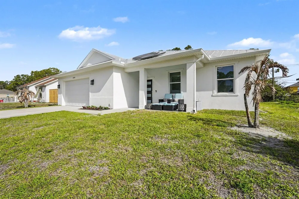 1444 Seeley Circle NW Palm Bay, FL 32907