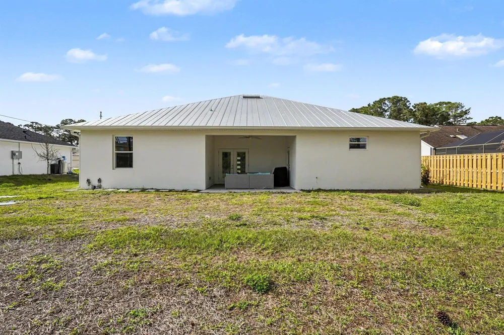 1444 Seeley Circle NW Palm Bay, FL 32907