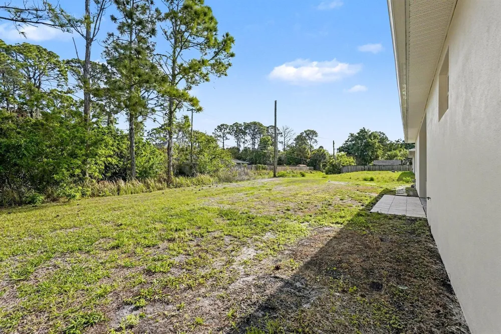 1444 Seeley Circle NW Palm Bay, FL 32907