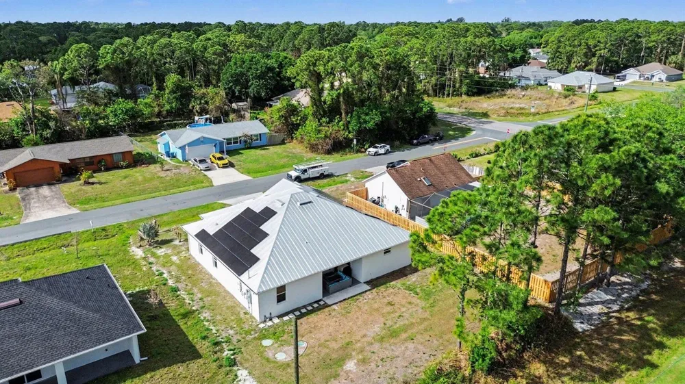 1444 Seeley Circle NW Palm Bay, FL 32907