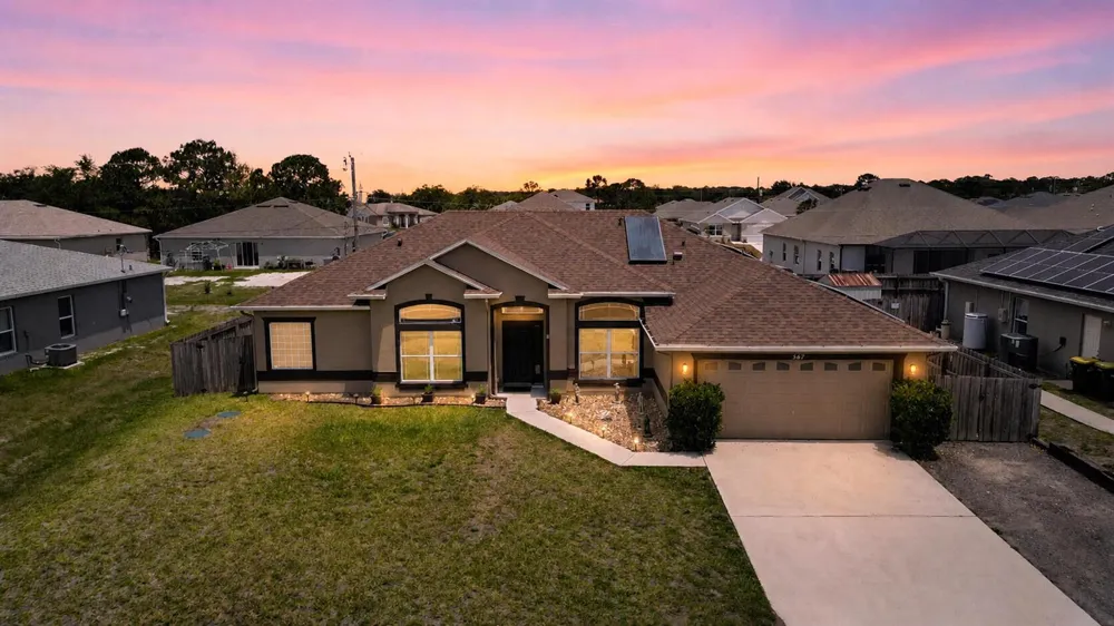 567 Mimosa Street SW Palm Bay, FL 32908