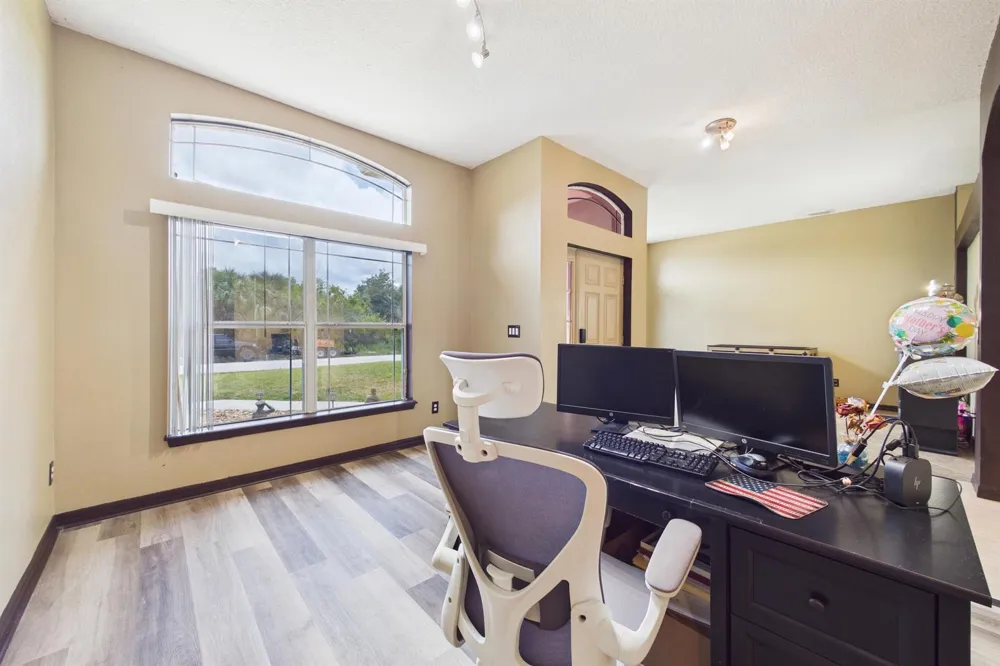 567 Mimosa Street SW Palm Bay, FL 32908