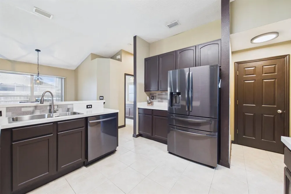 567 Mimosa Street SW Palm Bay, FL 32908