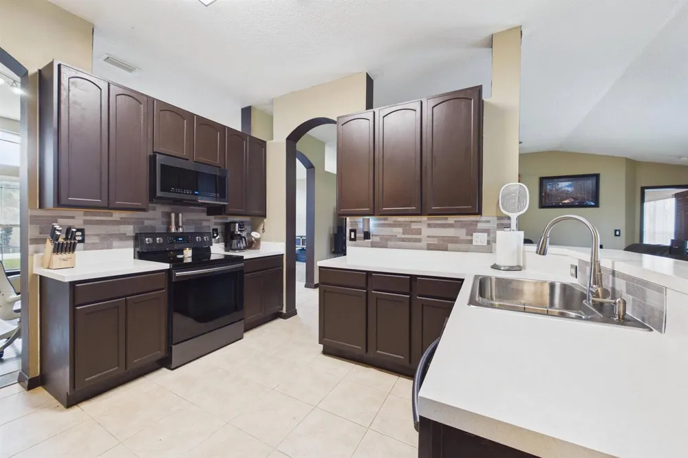 567 Mimosa Street SW Palm Bay, FL 32908