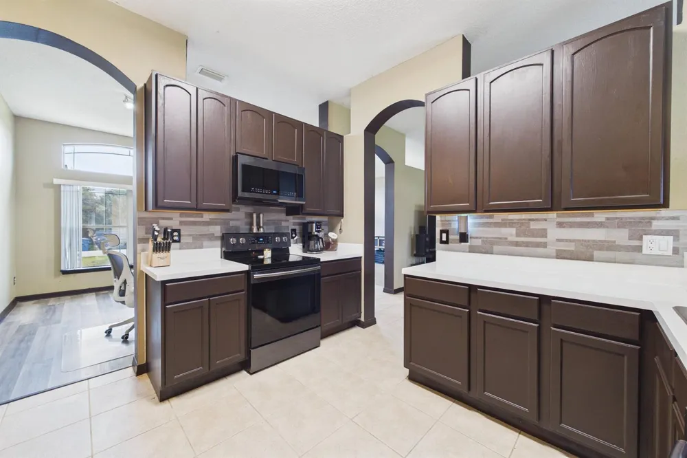 567 Mimosa Street SW Palm Bay, FL 32908