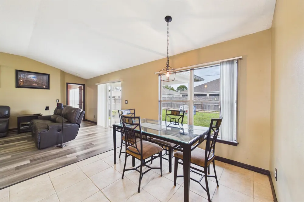 567 Mimosa Street SW Palm Bay, FL 32908