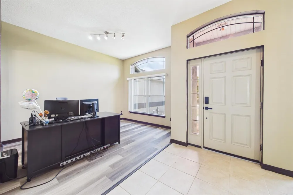 567 Mimosa Street SW Palm Bay, FL 32908