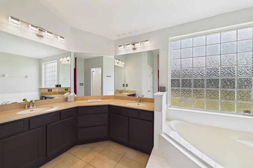 567 Mimosa Street SW Palm Bay, FL 32908
