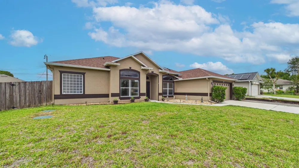567 Mimosa Street SW Palm Bay, FL 32908
