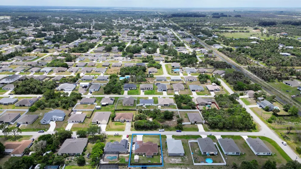567 Mimosa Street SW Palm Bay, FL 32908