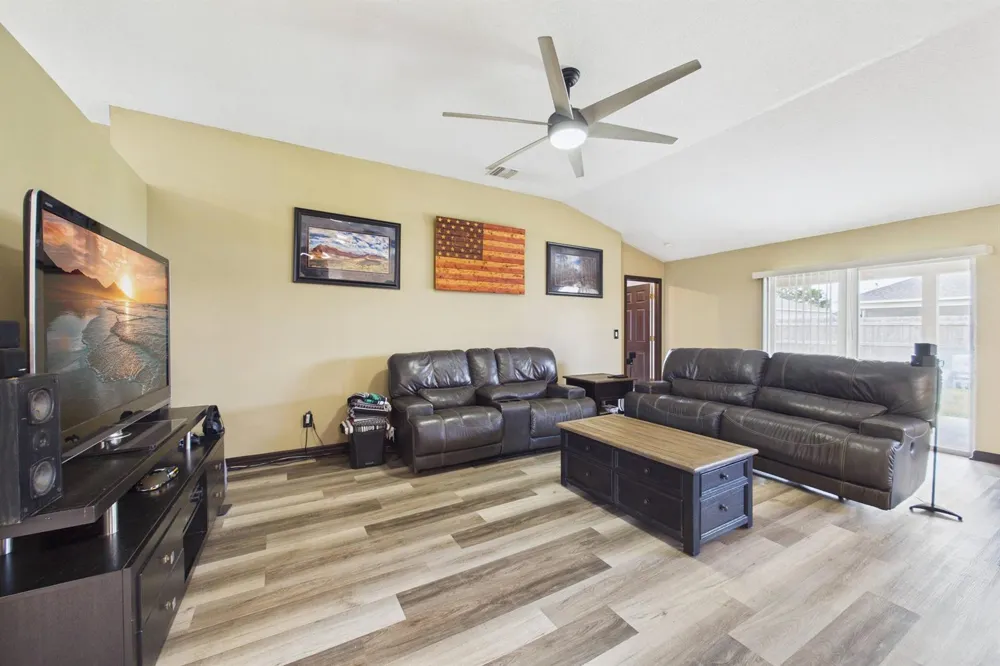 567 Mimosa Street SW Palm Bay, FL 32908