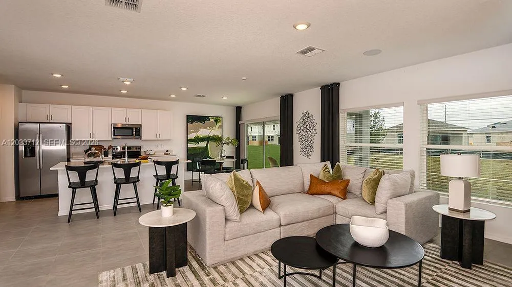 6512 Equinox Lane North Fort Myers, FL 33917