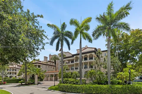 19122 Fisher Island Dr #19122