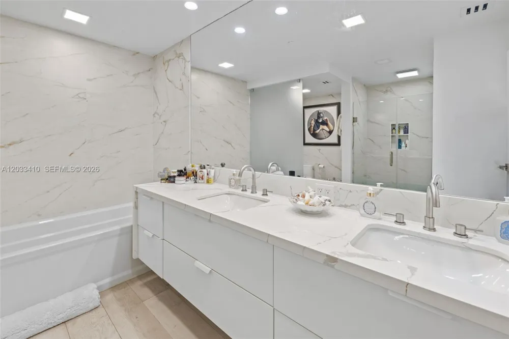 19122 Fisher Island Dr #19122 Miami Beach, FL 33109