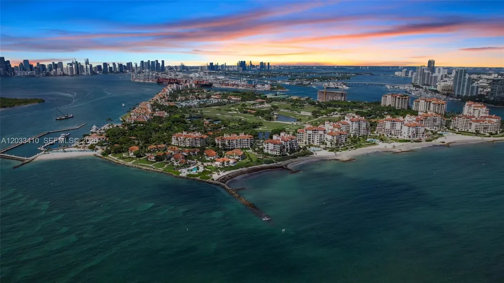 19122 Fisher Island Dr #19122 Miami Beach, FL 33109