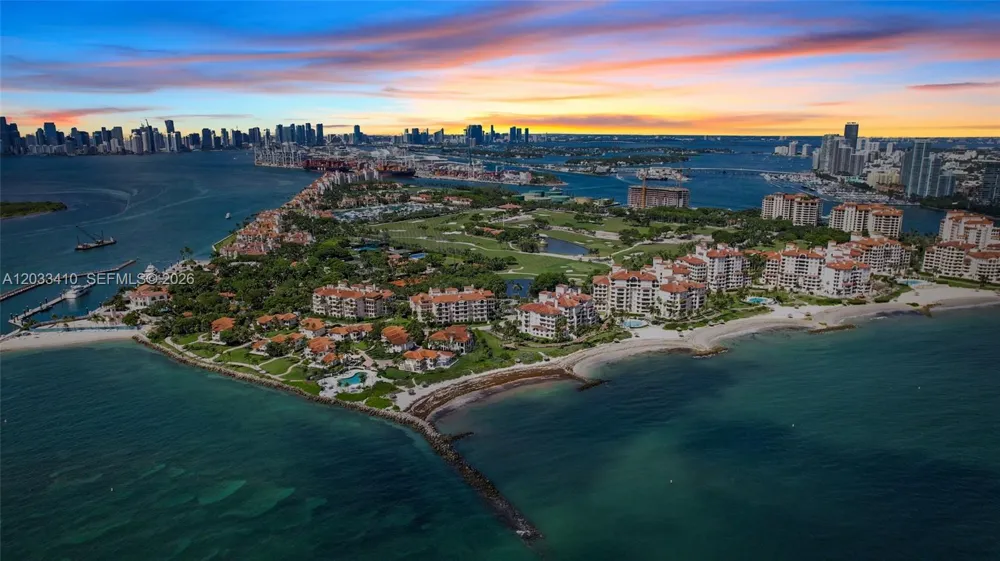 19122 Fisher Island Dr #19122 Miami Beach, FL 33109