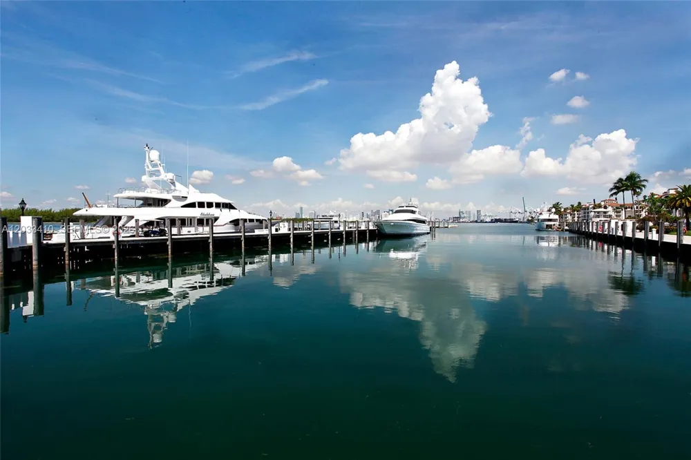 19122 Fisher Island Dr #19122 Miami Beach, FL 33109