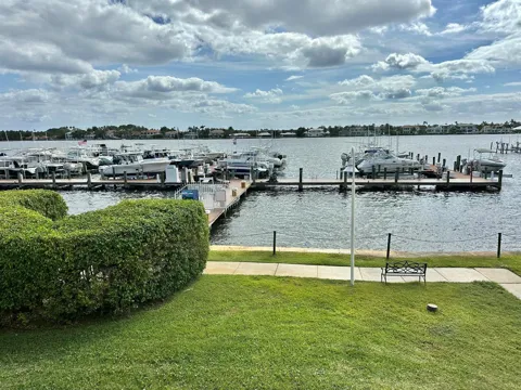 167 Yacht Club Way #204