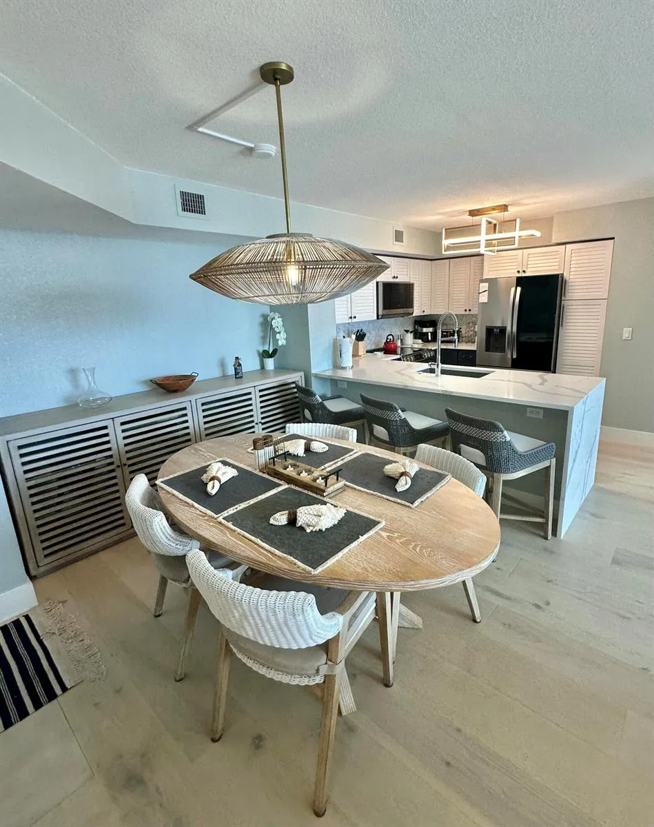 167 Yacht Club Way #204 Hypoluxo, FL 33462