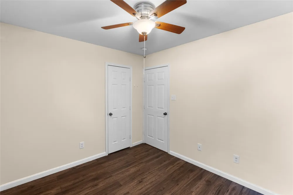 1121 Sam Houston Drive Garland, TX 75042