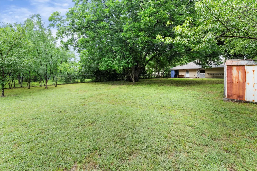 1121 Sam Houston Drive Garland, TX 75042
