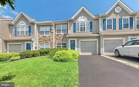 2607 VIRGINIA LANE