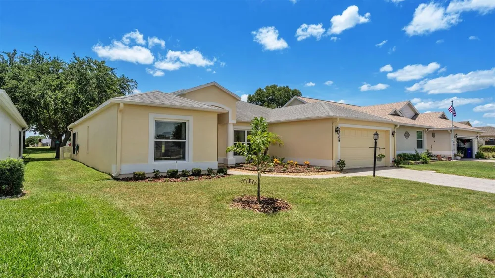 6008 SWALLOW DRIVE Lakeland, FL 33809