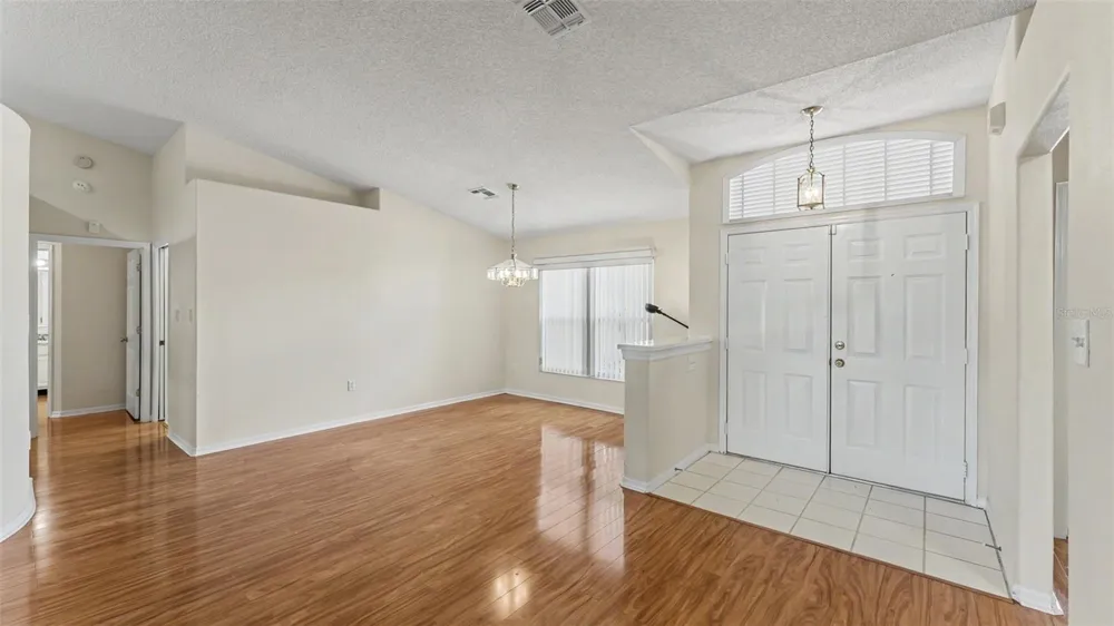 6008 SWALLOW DRIVE Lakeland, FL 33809