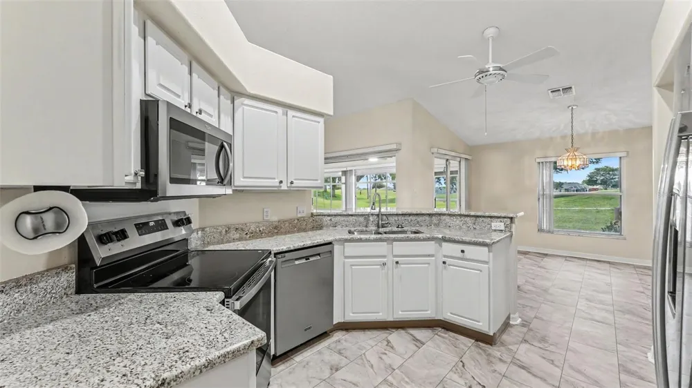 6008 SWALLOW DRIVE Lakeland, FL 33809