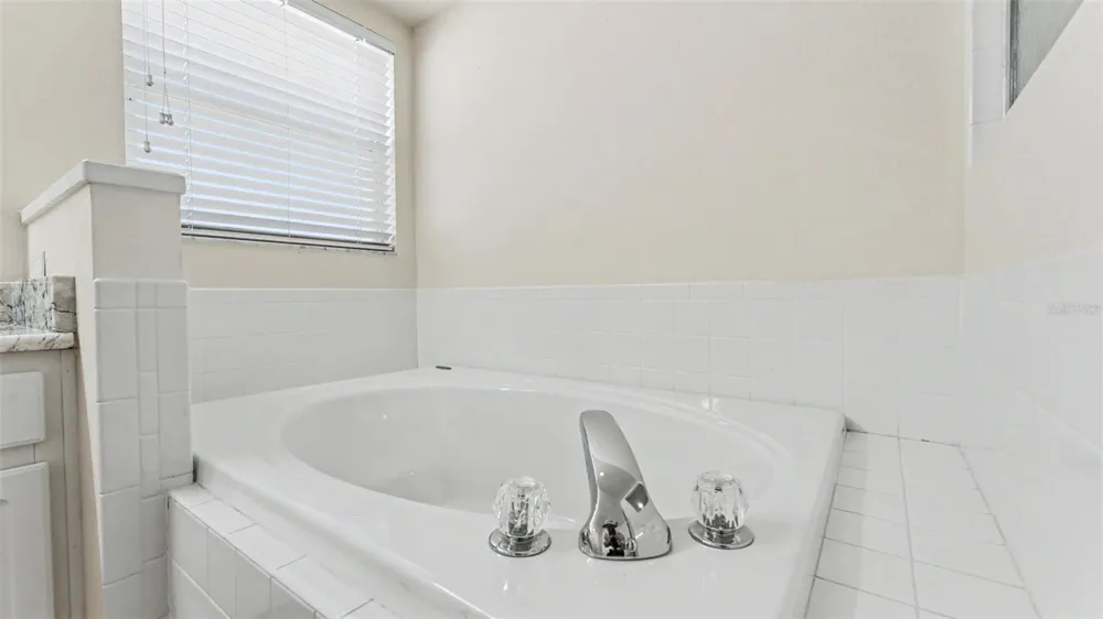 6008 SWALLOW DRIVE Lakeland, FL 33809