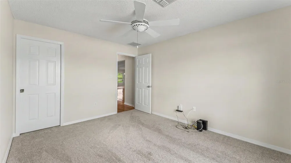6008 SWALLOW DRIVE Lakeland, FL 33809