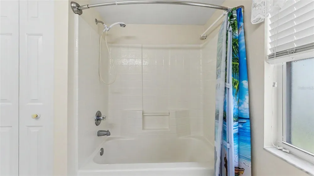 6008 SWALLOW DRIVE Lakeland, FL 33809