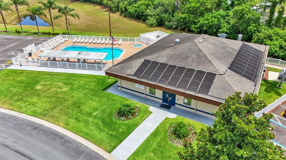 6008 SWALLOW DRIVE Lakeland, FL 33809