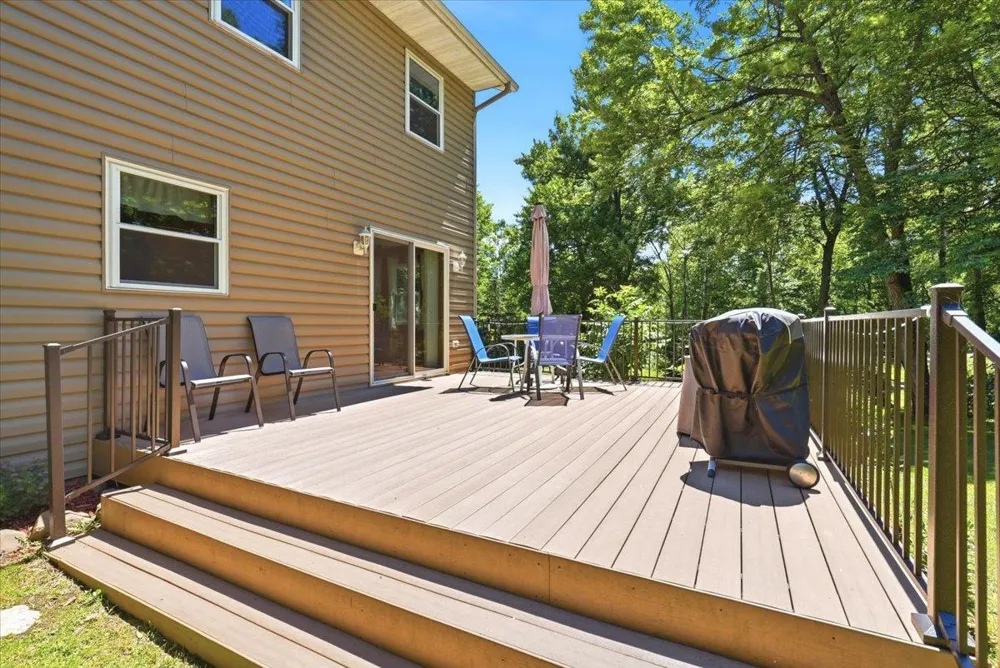 733 220th Street Osceola, WI 54020
